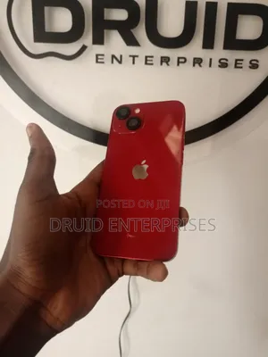 Apple iPhone 13 128 GB Red