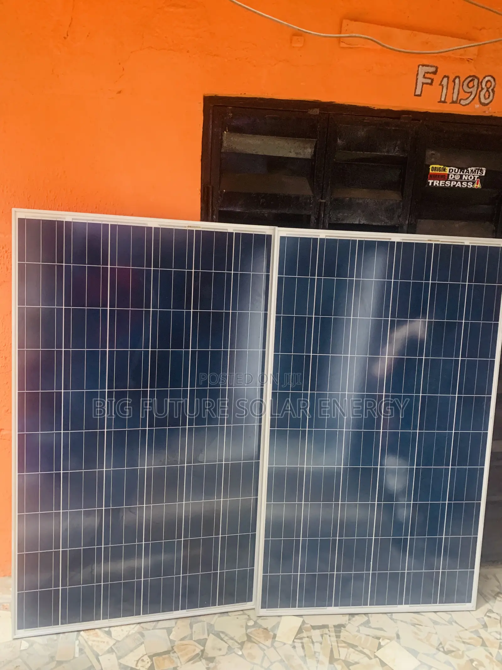350watts Canadian Poly Solar Panel 60c