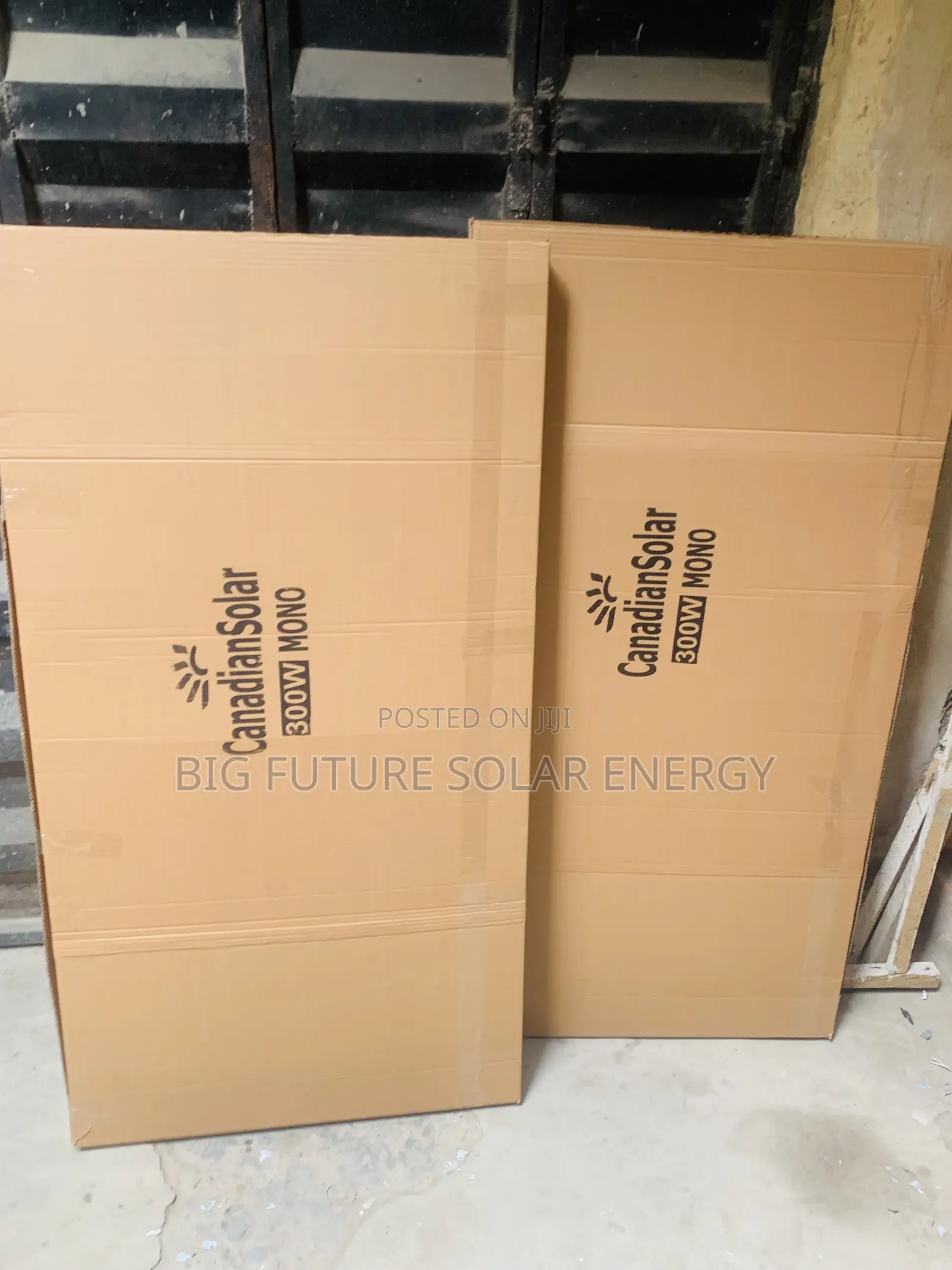 300watts Canadian Solar Panel