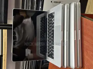Laptop Apple MacBook 2012 8GB Intel Core i5 HDD 500GB