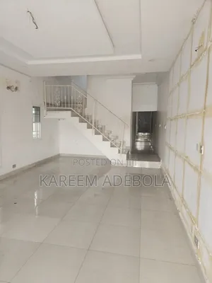4bdrm Duplex in Ogunlana, Opebi for rent