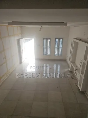 4bdrm Duplex in Ogunlana, Opebi for rent