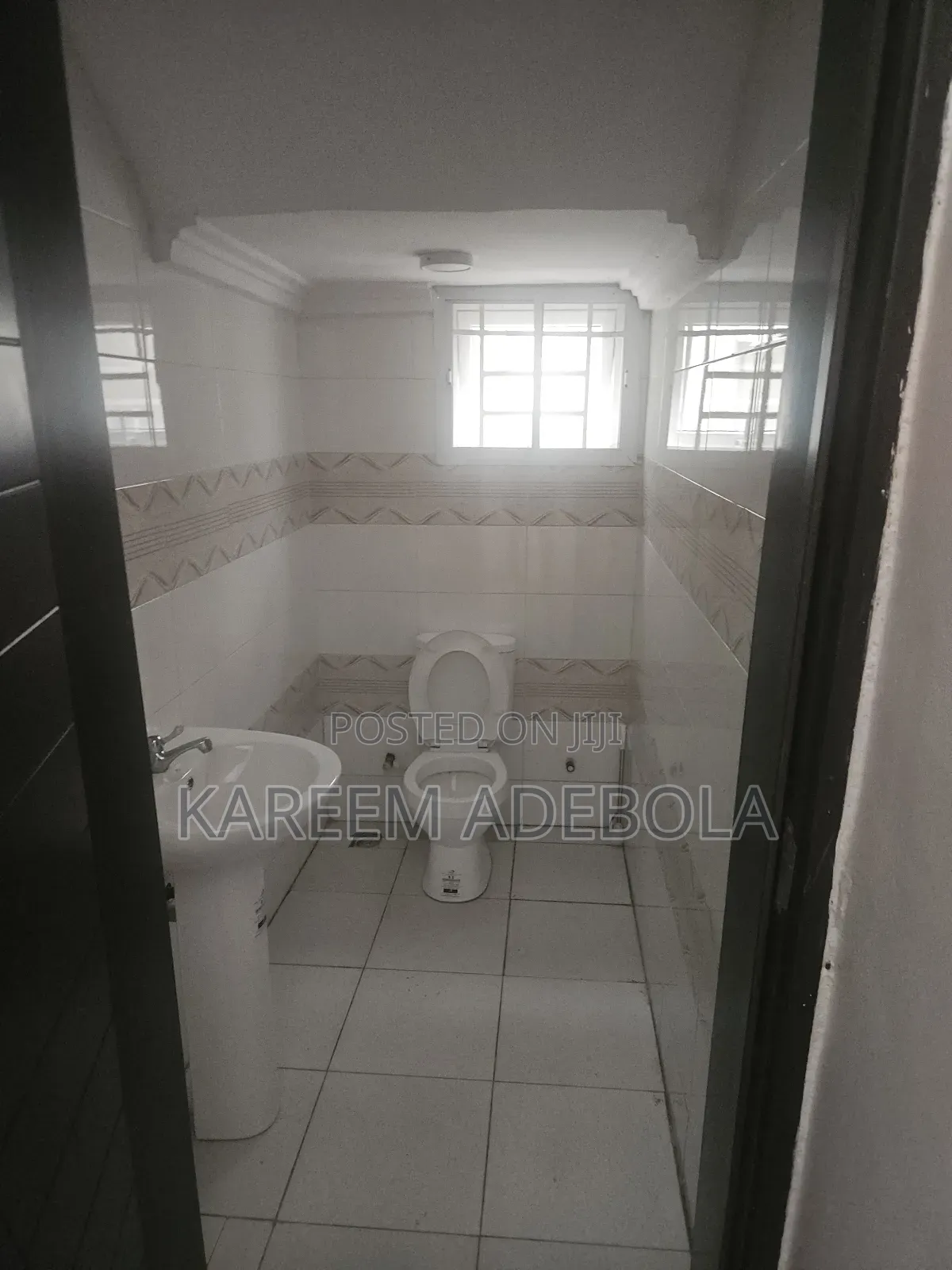 4bdrm Duplex in Ogunlana, Opebi for rent