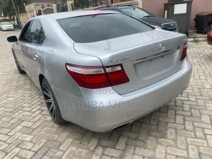 Lexus LS 460 2008 Silver
