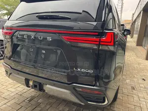 Lexus LX 2022 Black