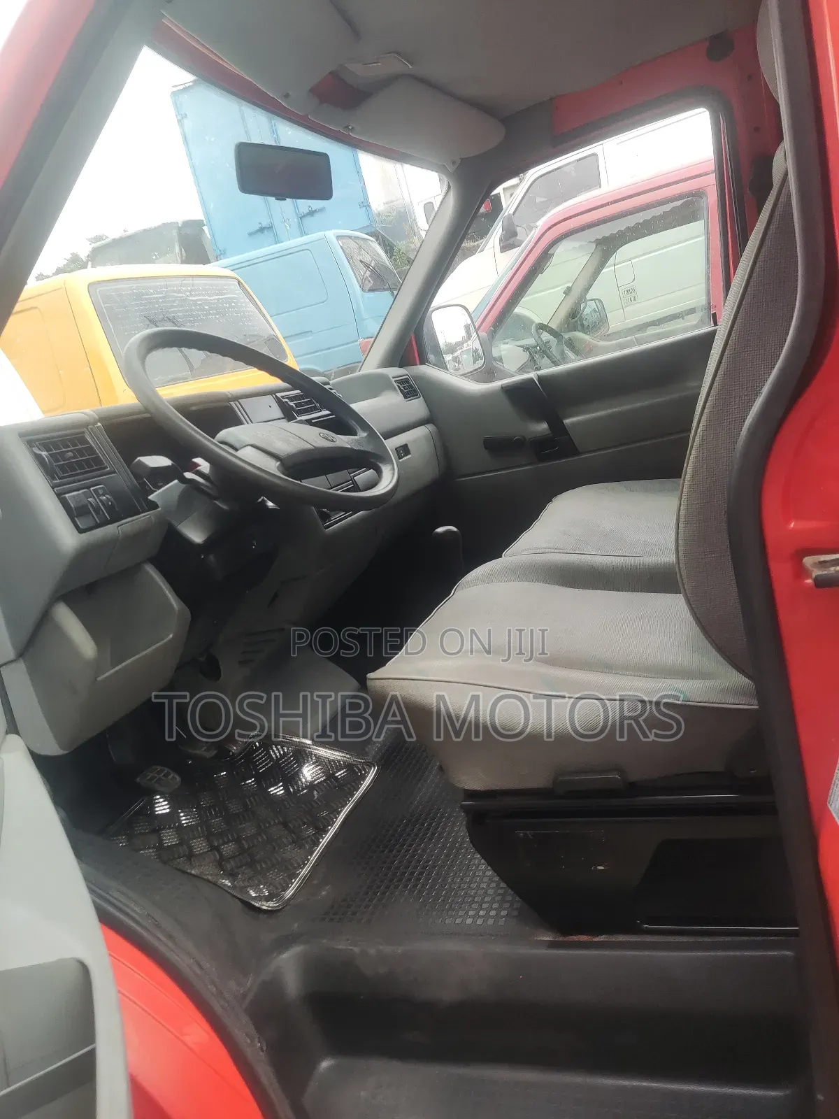 Volkswagen Transporter 2005 Orange