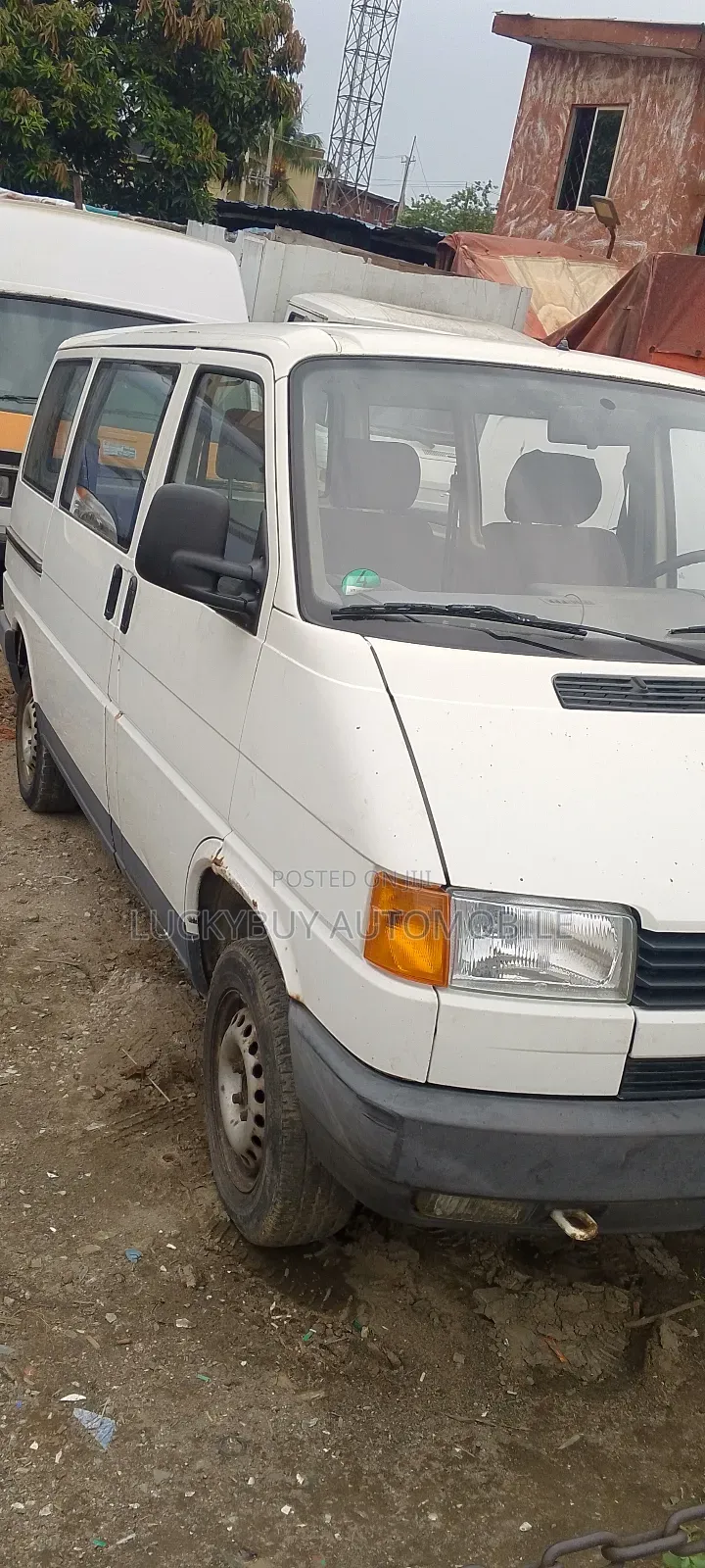 Volkswagen Transporter 2002 White