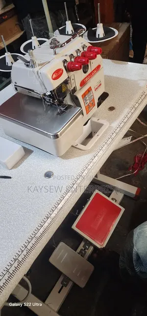 Photo - 2lion Weaves Sew Overlock Machine