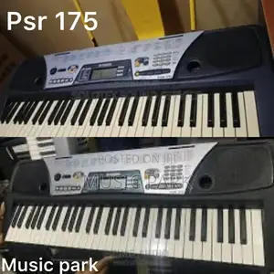 PSR 175 Yamaha Electronic Keyboard