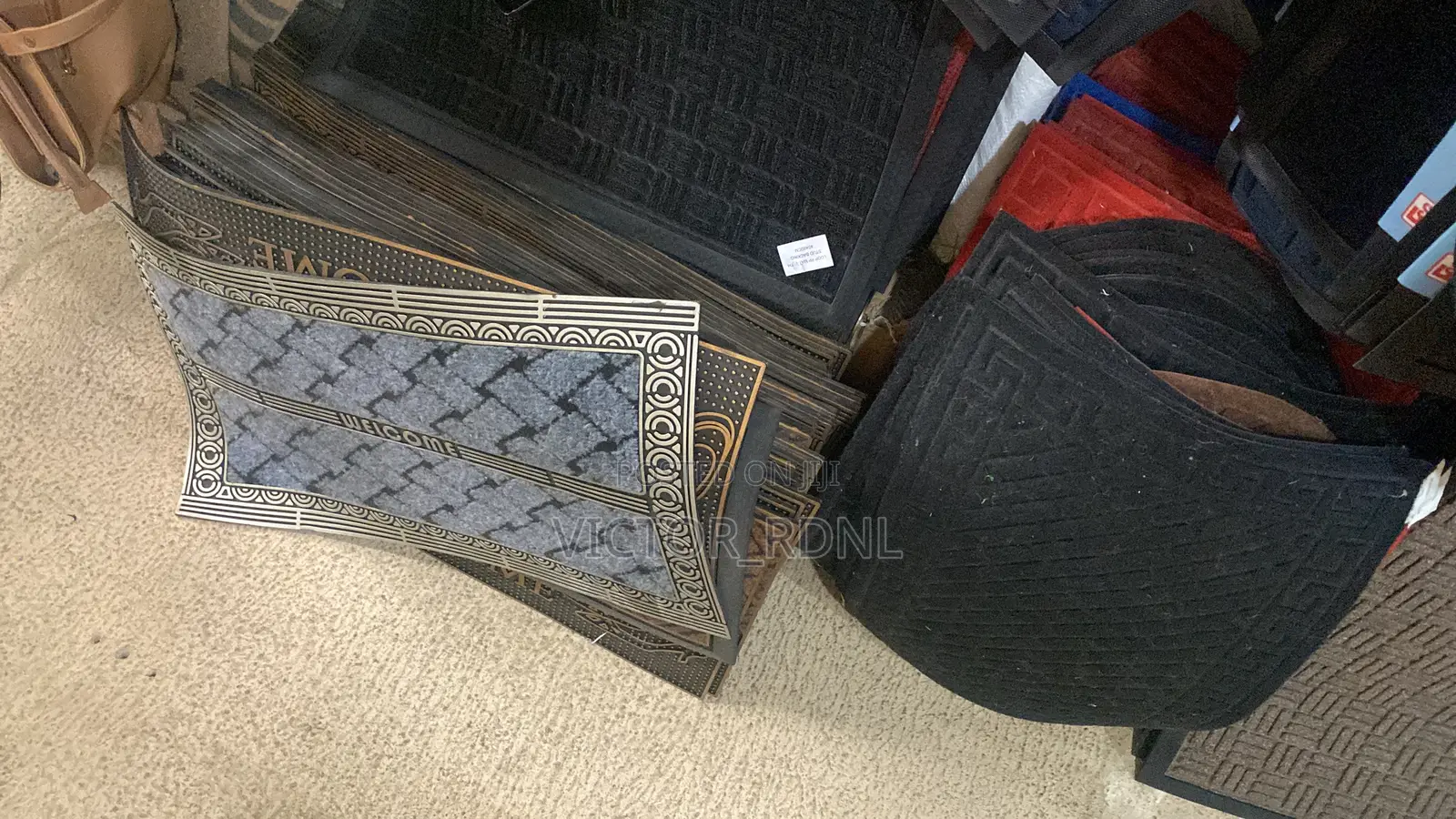 Victor_rdnl Floor Mat World