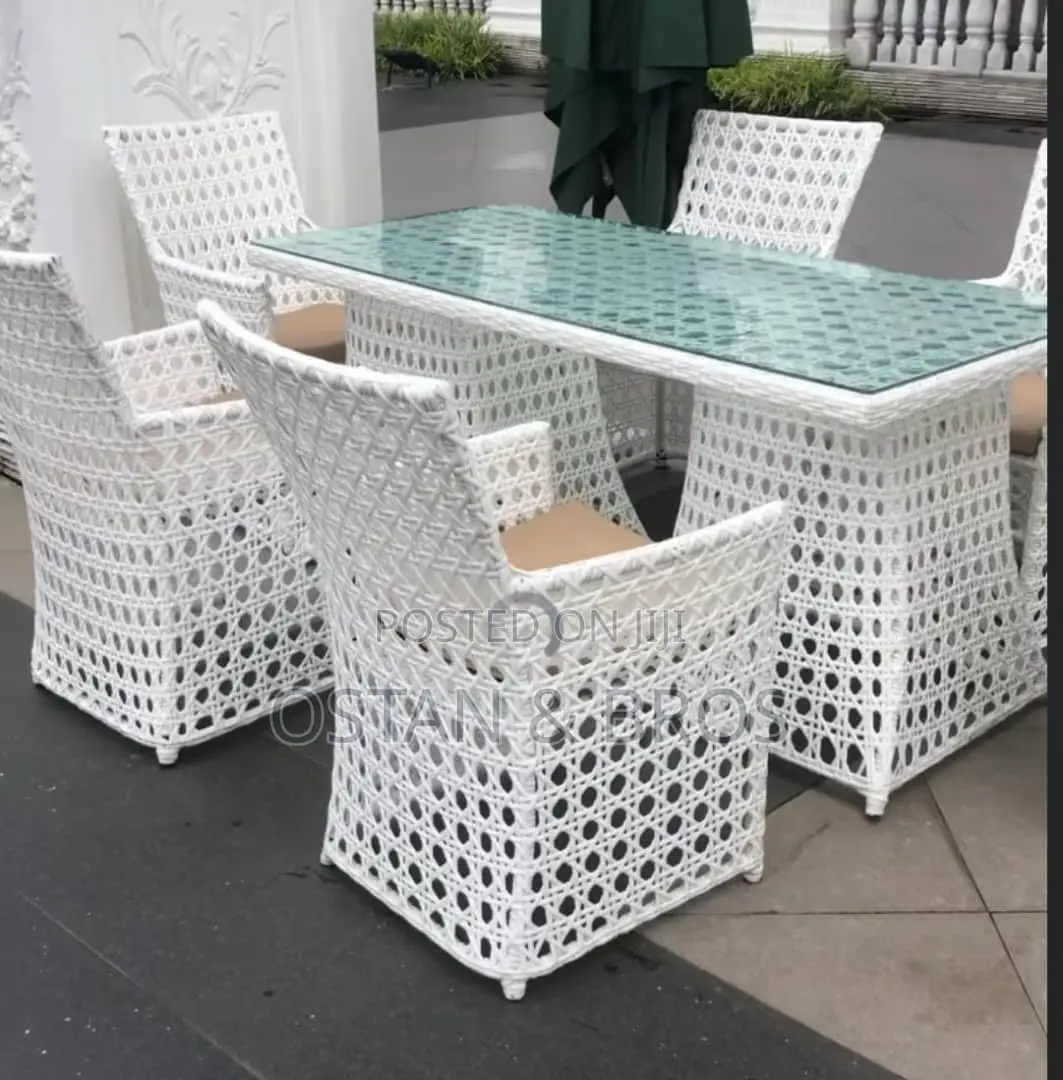 Outdoor Dining Set by 6