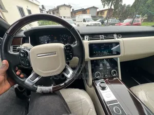 Land Rover Range Rover 3.0L V6 Supercharged HSE 2019 Brown