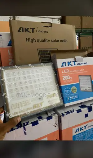 Photo - 200watts Akt Light