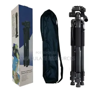 Camera Light Wave Tripod Deluxe