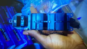 Pressing Button Toyota Corolla,Rx350,Rav4,Highlander Camry