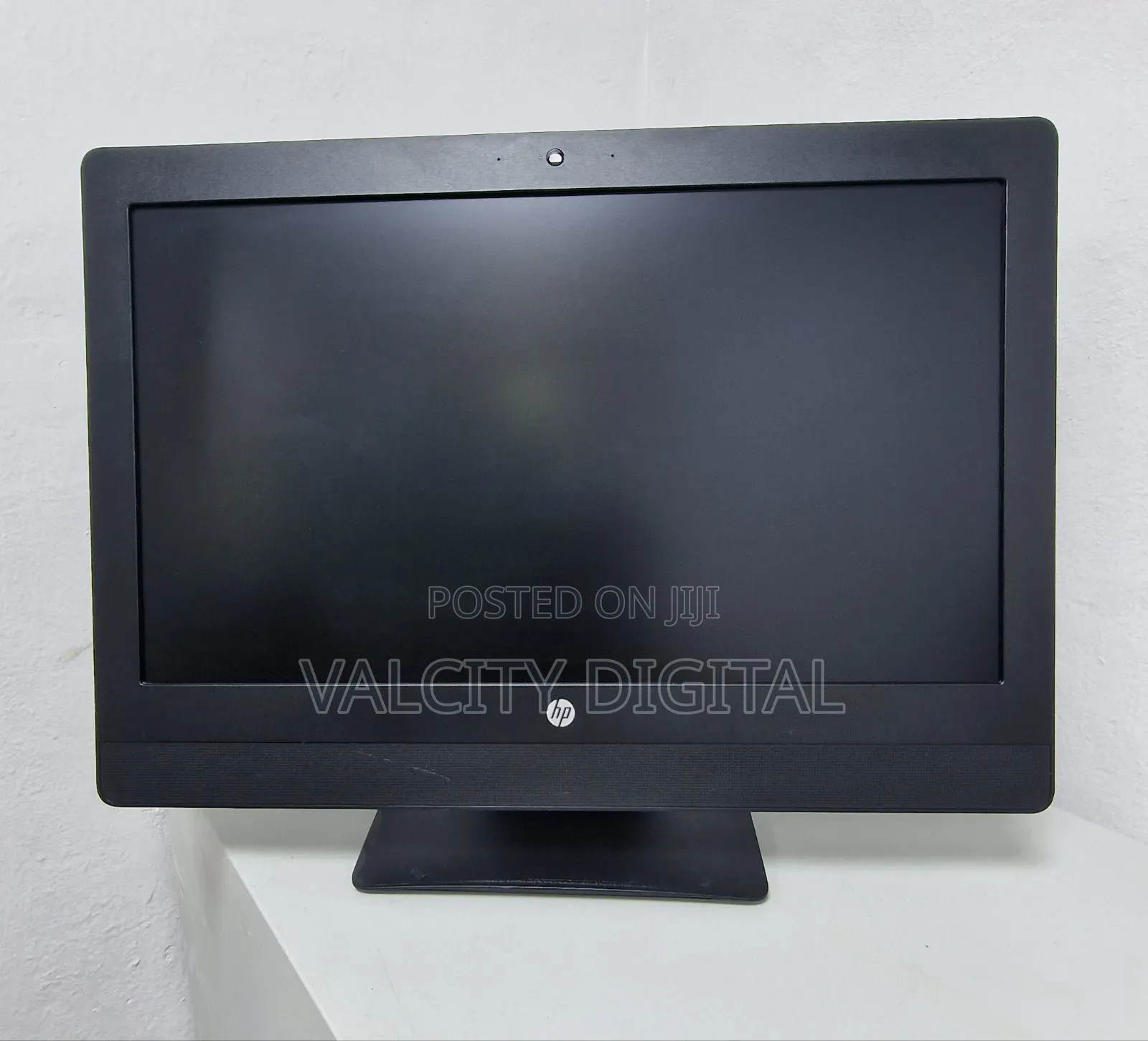 New Desktop Computer HP ProOne 600 G3 8GB Intel Core i5 SSD 256GB