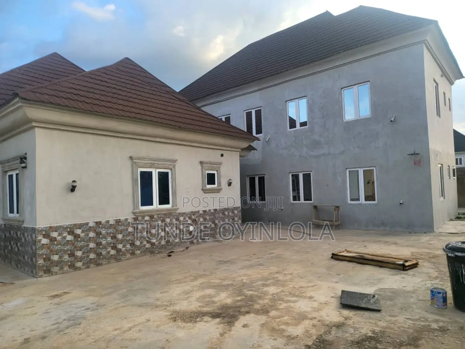 Furnished 9bdrm Block of Flats in FHA for sale
