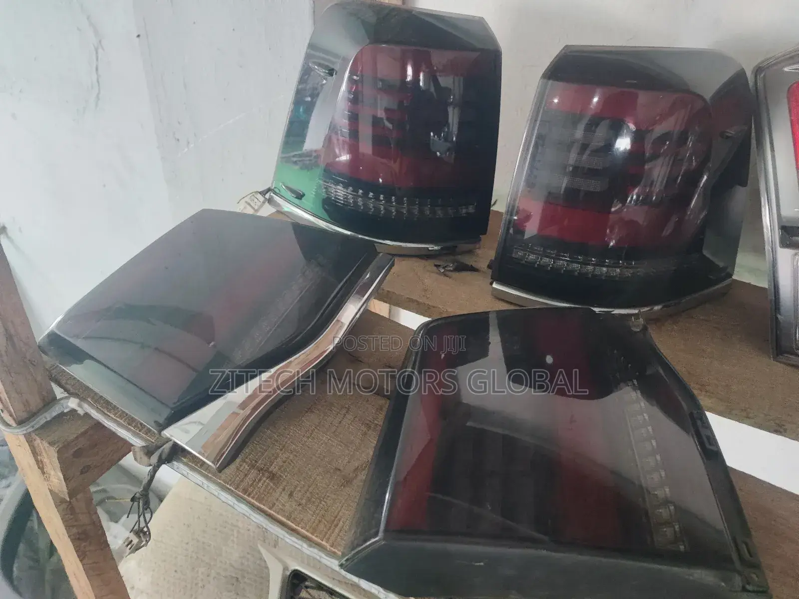 Set Complete Rear Light Landcruiser Yahoo Type