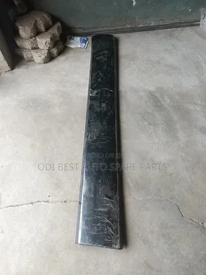 Toyota Venza Door Padded Front Right Side 2013 Model