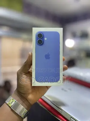 New Apple iPhone 16 128 GB Blue