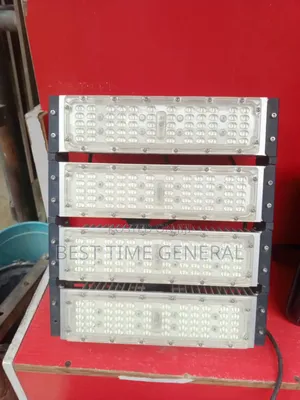 Flood Light Warm White 300w/200w Electric