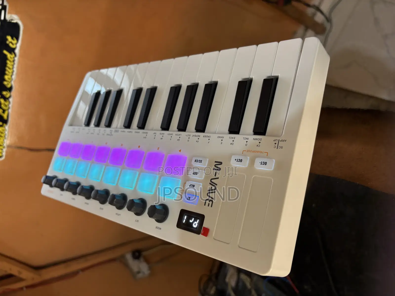 Studio Midi Keyboard With 16 Drums Pad
