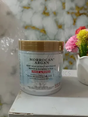 Photo - Morrocan Argan Goat Milk Extra Whitening Scrub