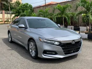 Honda Accord EX 2018 Silver