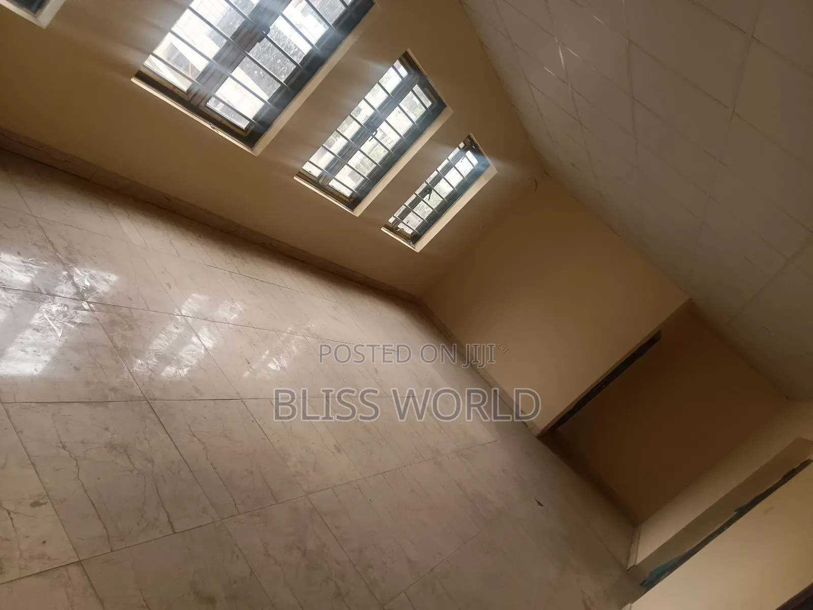 Very Nice Space for Rent in Utako