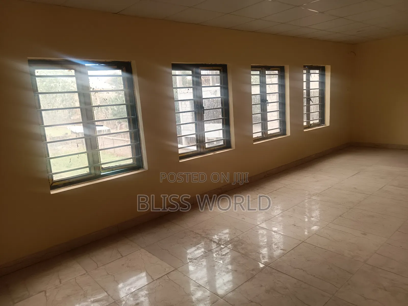 Very Nice Space for Rent in Utako