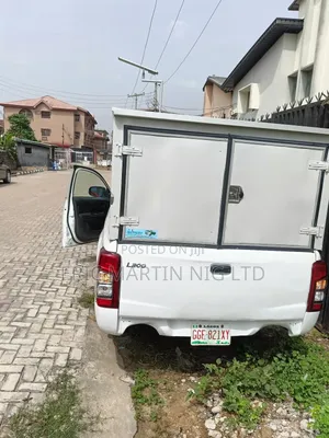 Toyota Hilux 2018 White