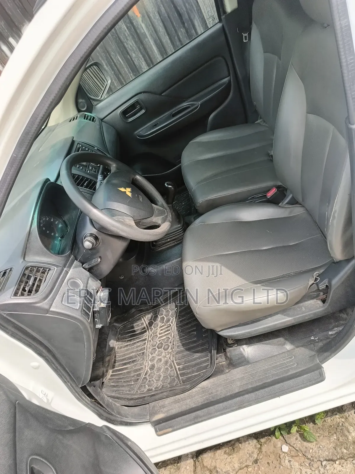 Toyota Hilux 2018 White