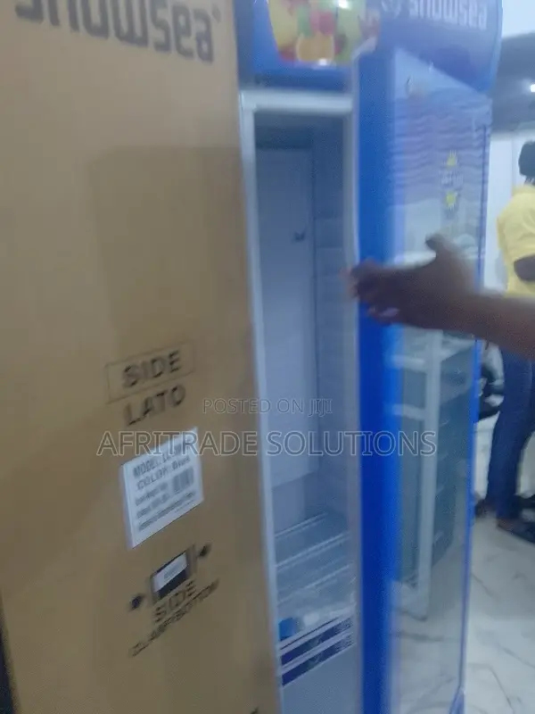 Single Door Snowseea 300litres Showcase Chiller