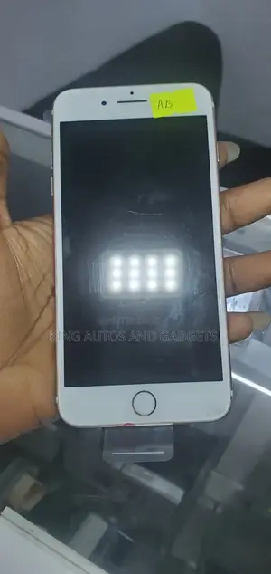 Apple iPhone 7 Plus 32 GB Gold