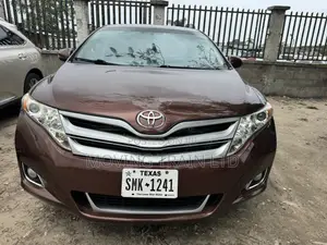 Toyota Venza XLE AWD V6 2013 Brown