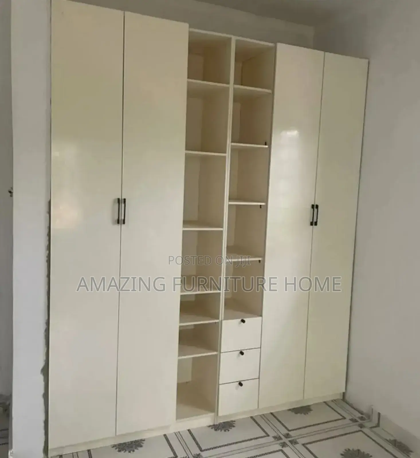 4 Doors Wardrobe