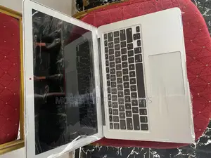 New Laptop Apple MacBook Air 2015 8GB Intel Core I5 SSD 128GB