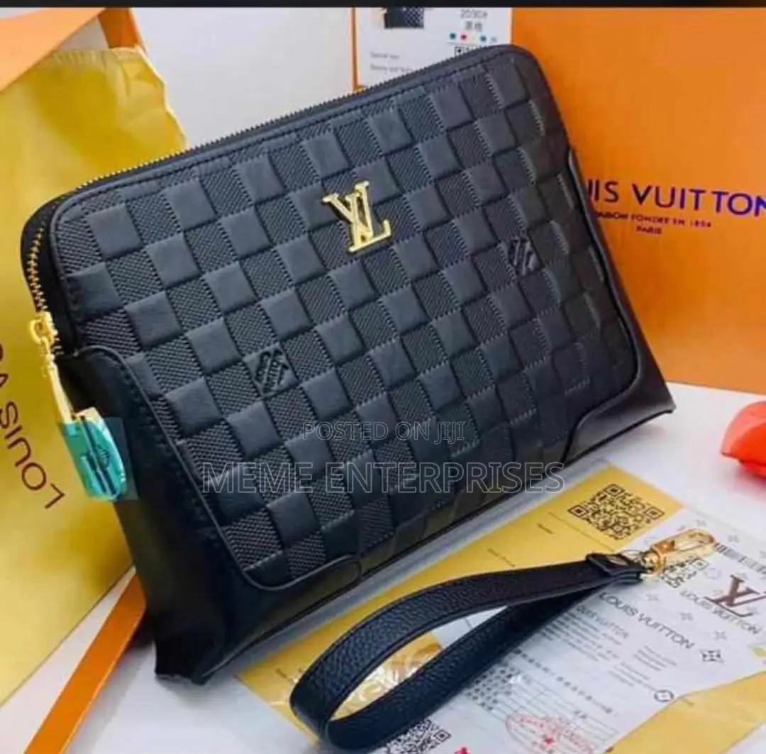 Smart Men Purses (Black) .