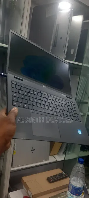 Laptop Dell Latitude 3520 8GB Intel Core i5 SSD 256GB