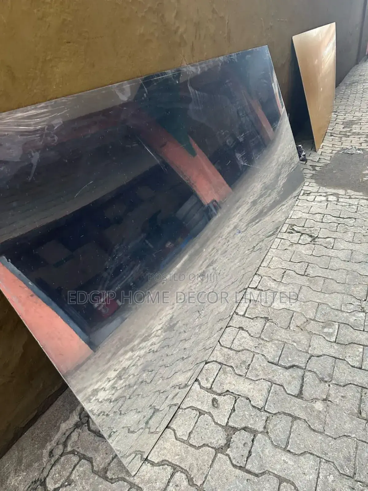 Flexible Acrylic Mirror Board (4ft by 9ft)