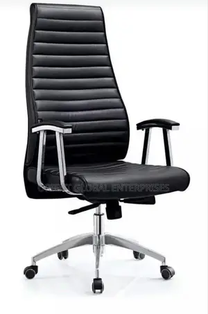 Smart and Elegance Executive Chair With High Back