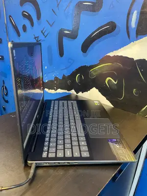 Laptop Dell Vostro 7510 16GB Intel Core I7 SSD 512GB