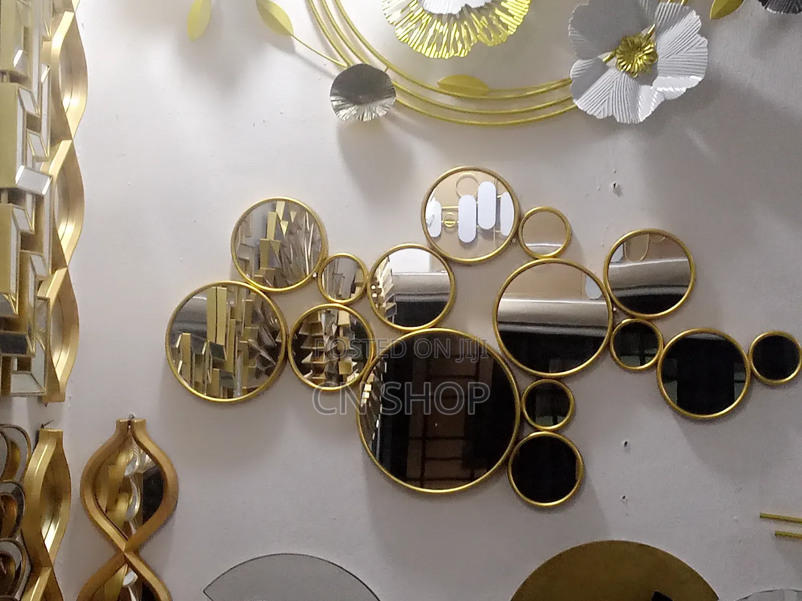 Wall Mirror Decor