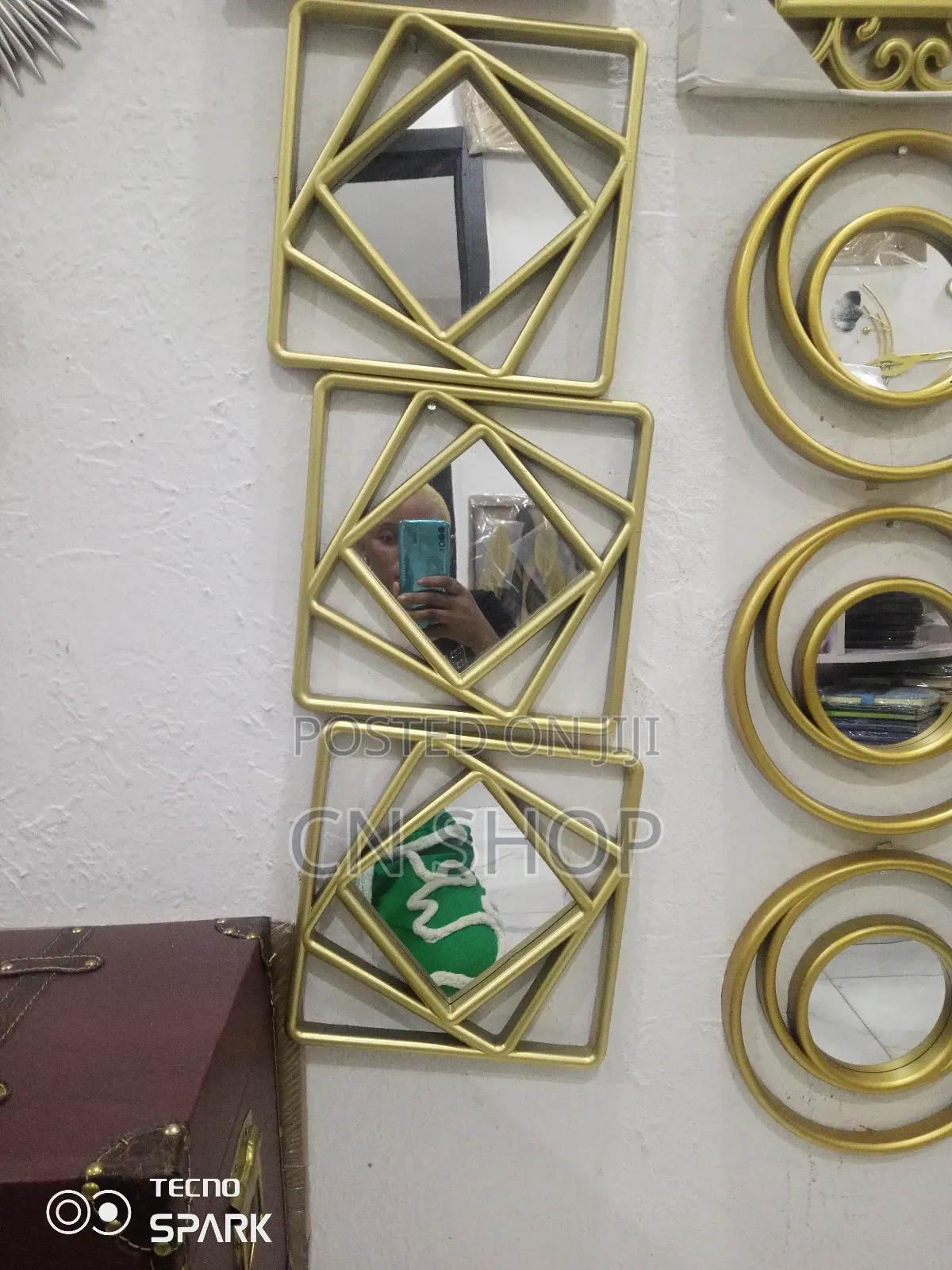 Wall Mirror Decor