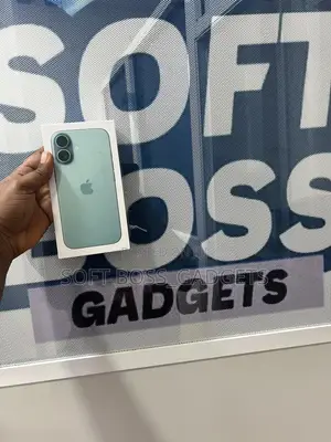 New Apple iPhone 16 128 GB Green