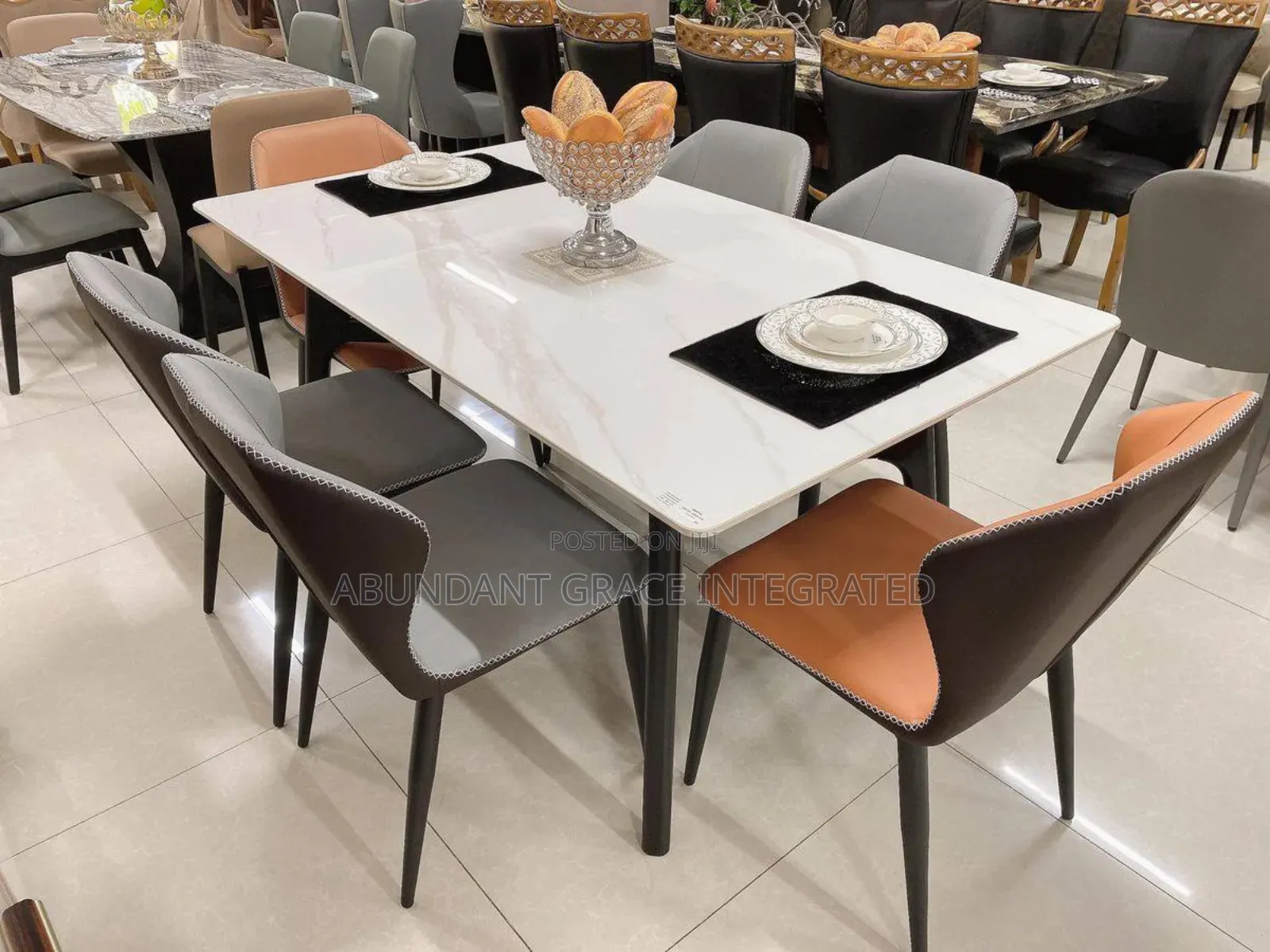 Marble Dinning Table Set for 6 Persons.