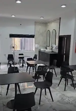 Imported Restaurant Dining Set With 4 Chairs
