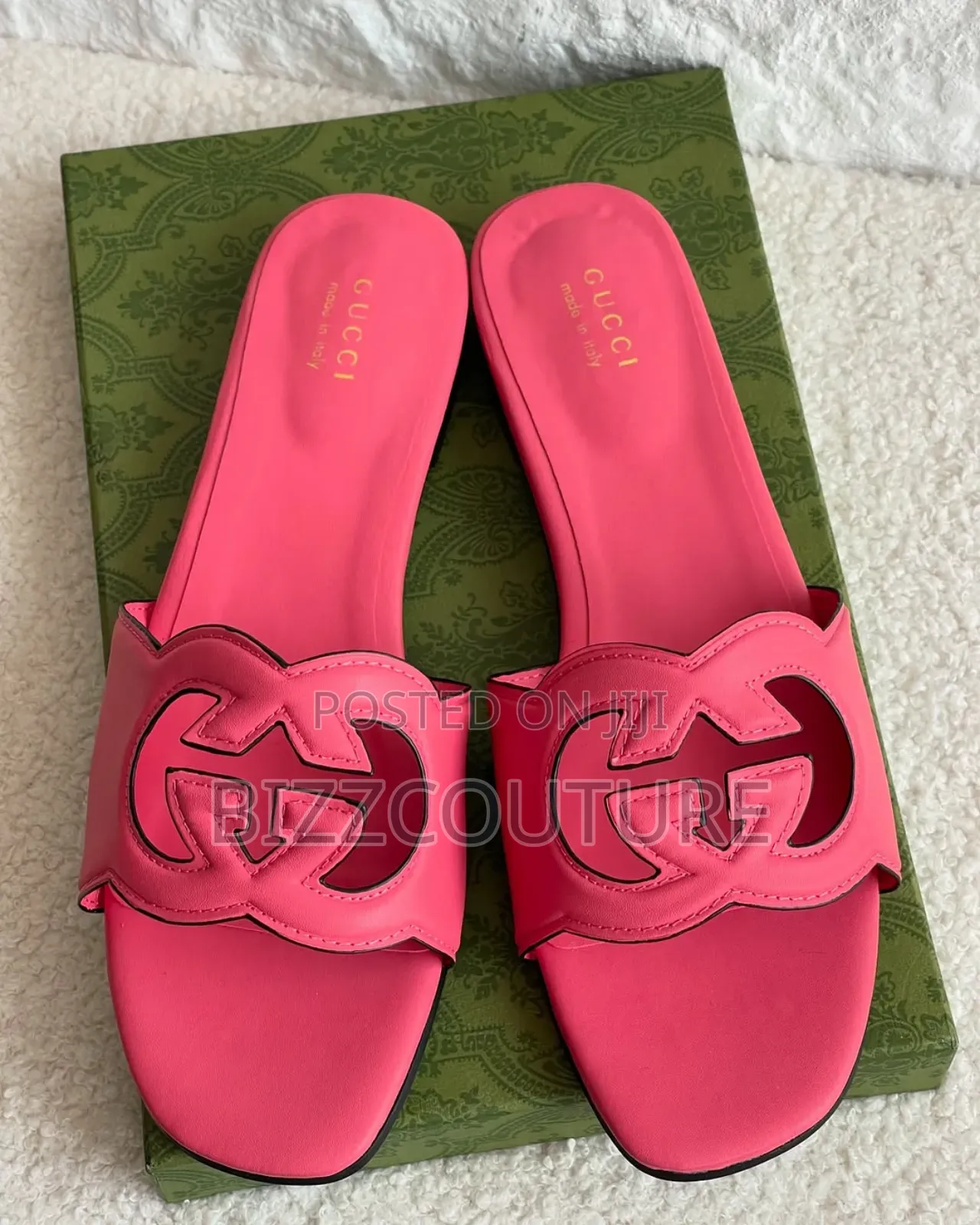 Original Gucci Slippers Available in Store