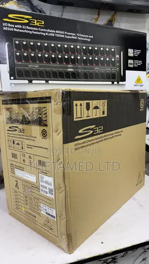 Photo - Behringer S32 Digital Stage Box