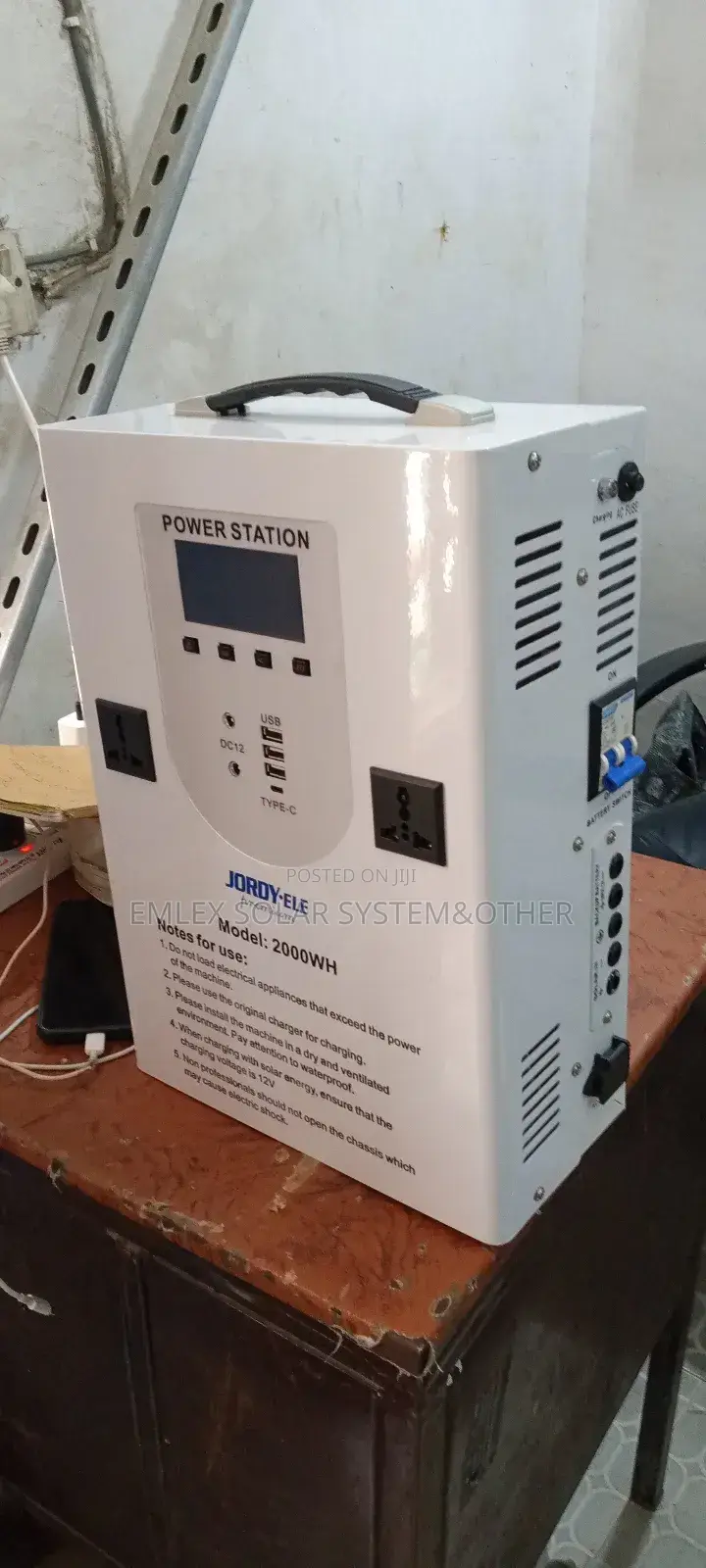 2000whatts Solar Generator